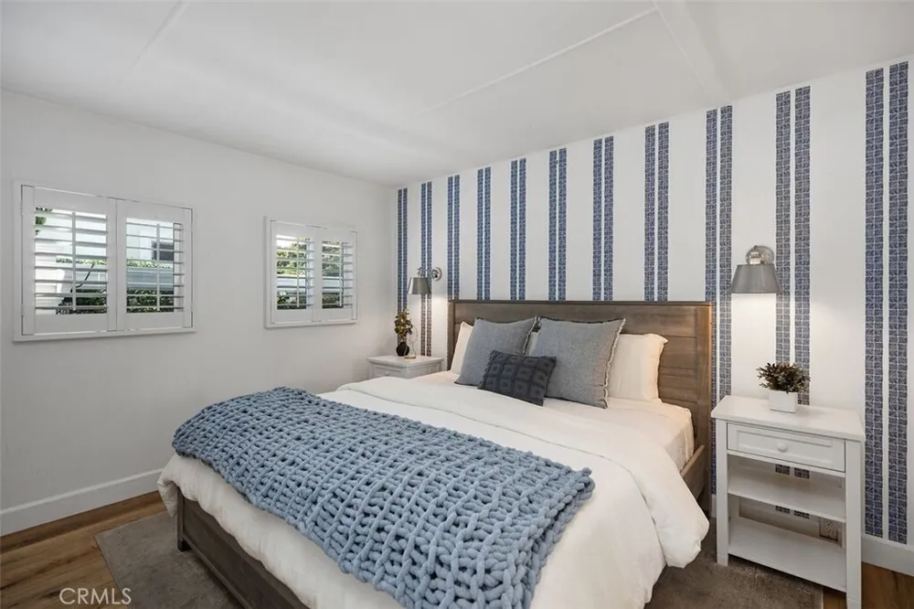 264 Mayflower Dr, Newport Beach, CA 92660