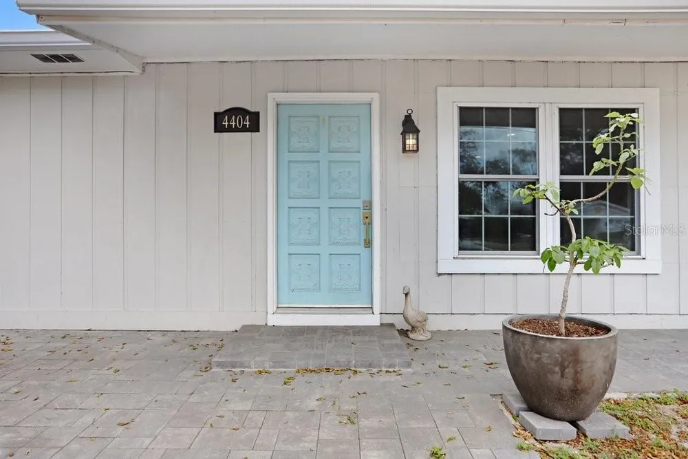 4404 W Wisconsin Ave, Tampa, FL 33616