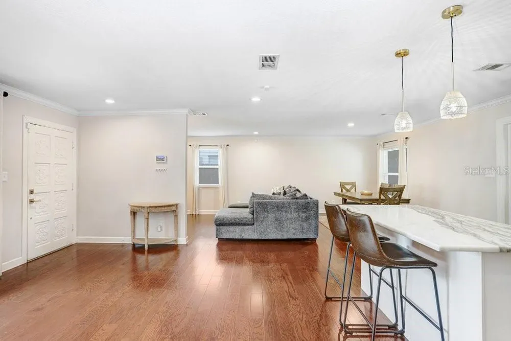 4404 W Wisconsin Ave, Tampa, FL 33616