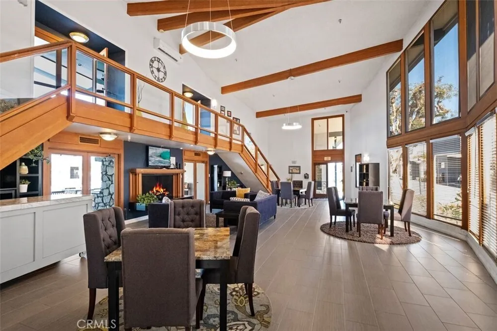264 Mayflower Dr, Newport Beach, CA 92660