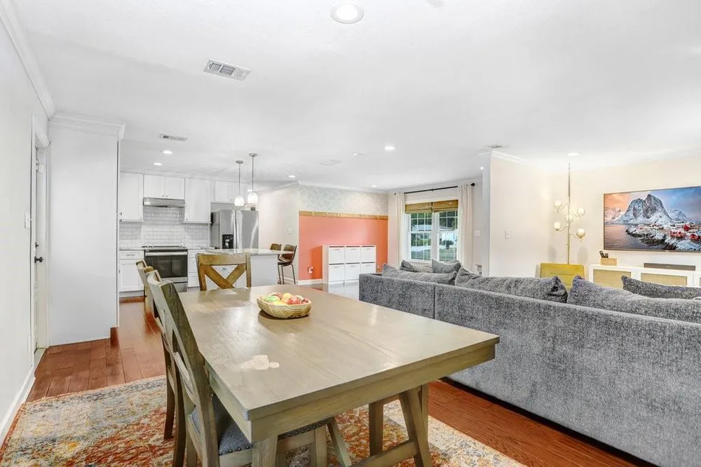 4404 W Wisconsin Ave, Tampa, FL 33616