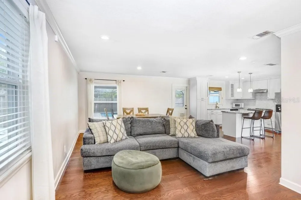 4404 W Wisconsin Ave, Tampa, FL 33616