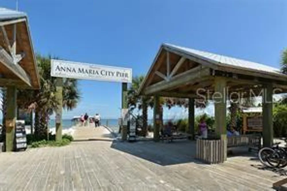2723 60th Avenue Dr W, Bradenton, FL 34207
