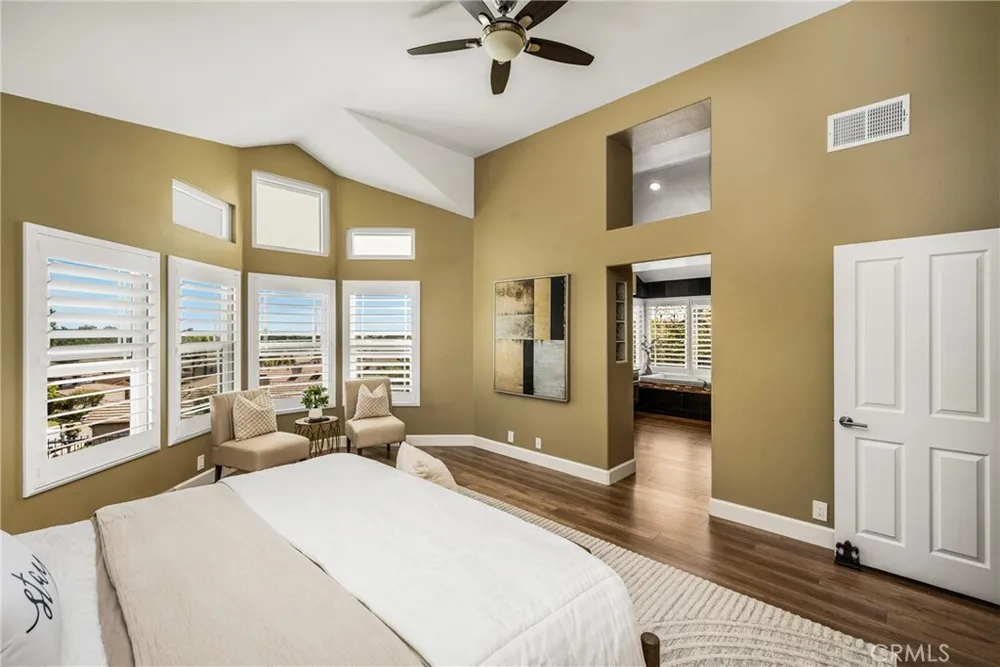 4 Santa Rita, Lake Forest, CA 92610