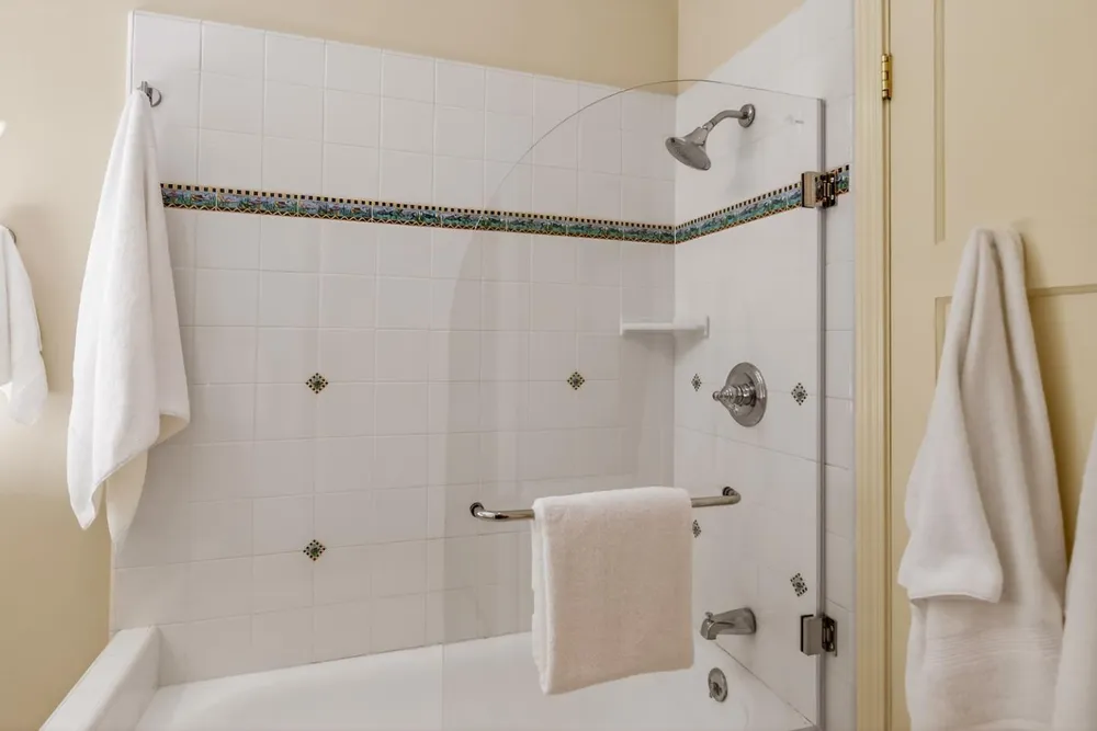 103 Toyon Ct, Woodside, CA 94062