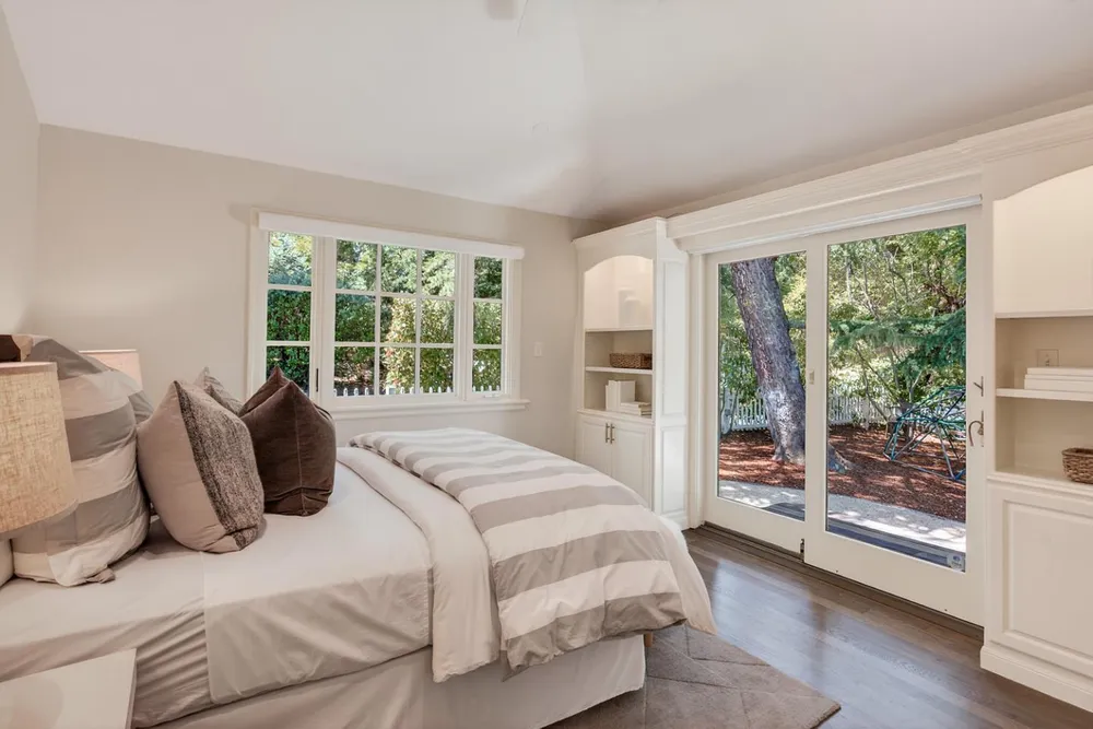 103 Toyon Ct, Woodside, CA 94062
