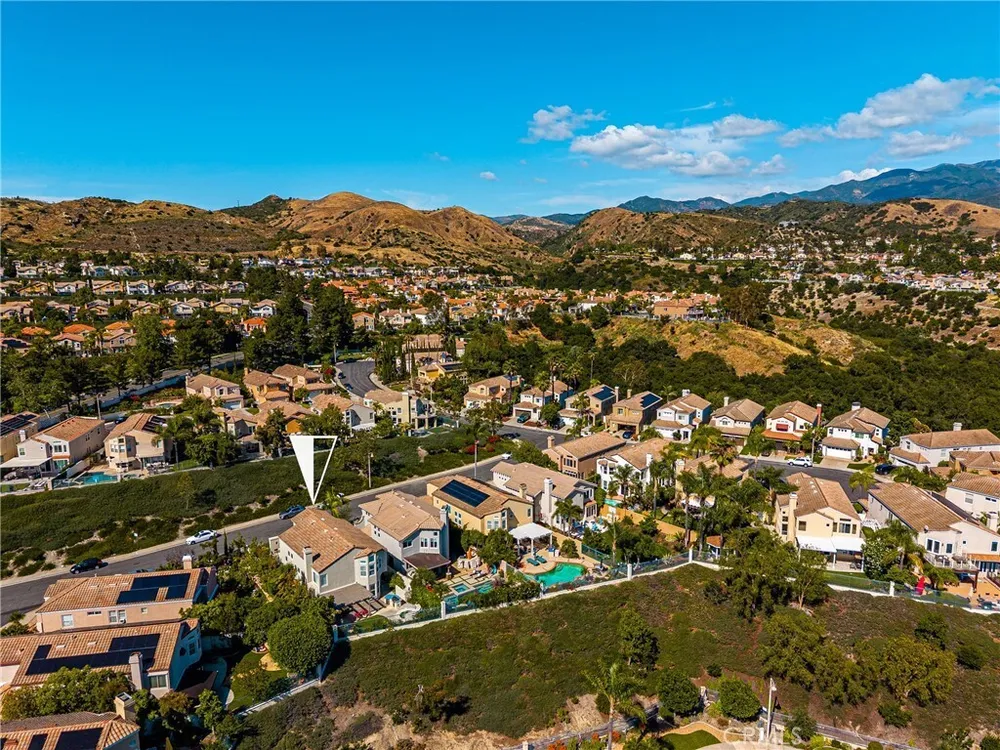 4 Santa Rita, Lake Forest, CA 92610