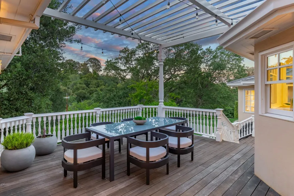 103 Toyon Ct, Woodside, CA 94062