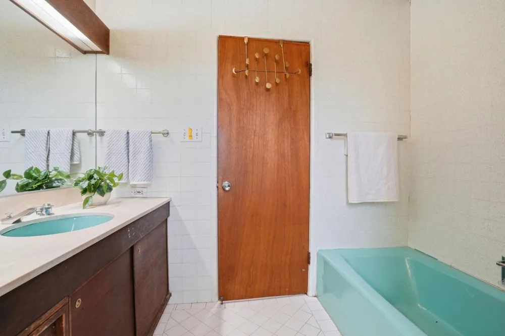 1879 Lexington Ave, San Mateo, CA 94402