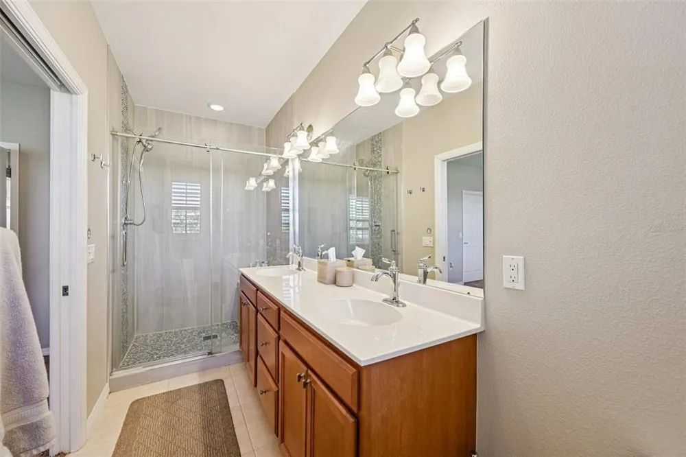 3776 82nd Avenue Circle E, Sarasota, FL 34243