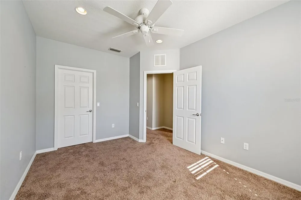 3776 82nd Avenue Circle E, Sarasota, FL 34243