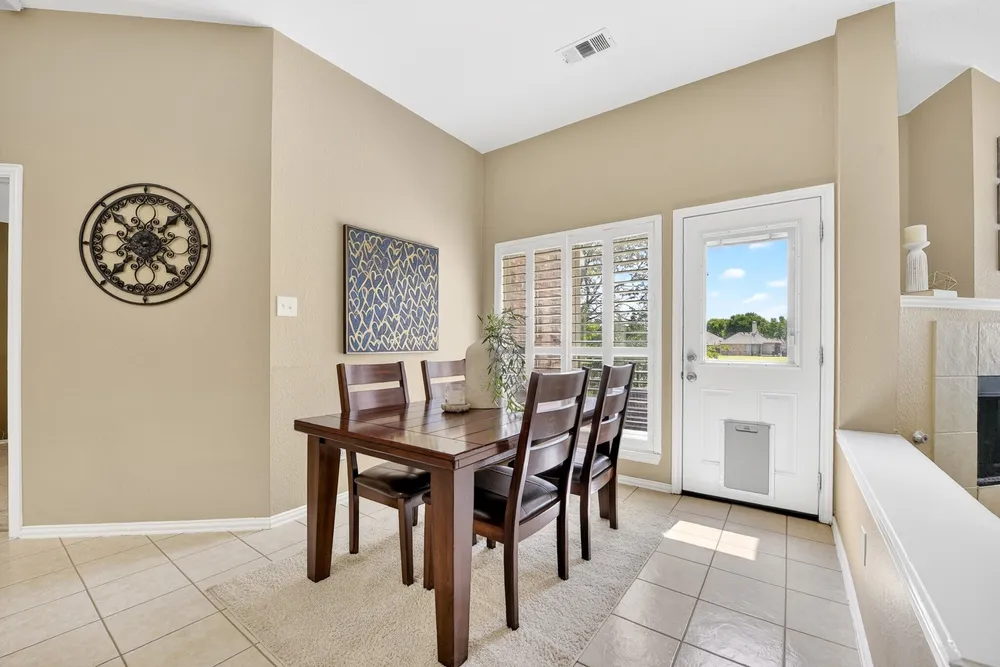 1369 Royal Oaks Dr, Frisco, TX 75036