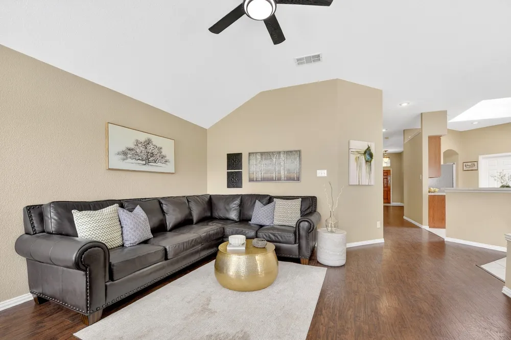 1369 Royal Oaks Dr, Frisco, TX 75036