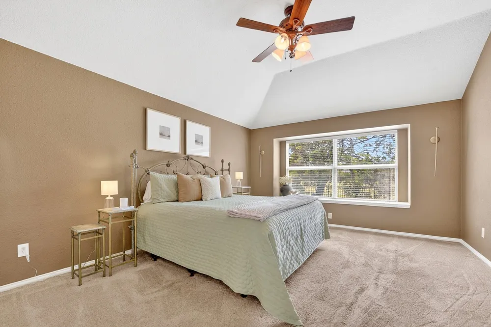 1369 Royal Oaks Dr, Frisco, TX 75036