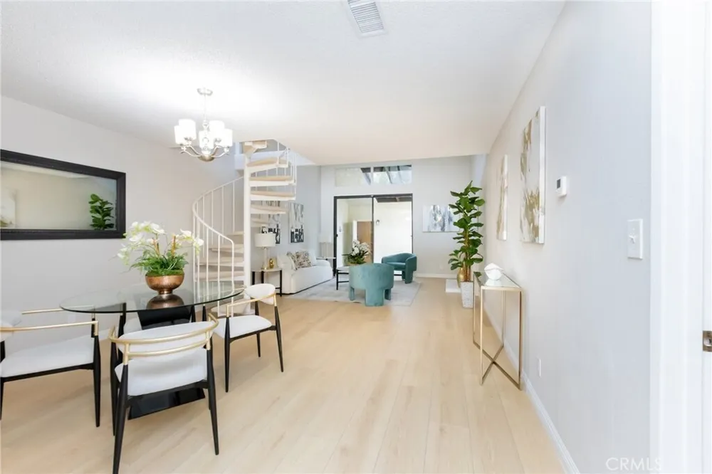 768 W Foothill Blvd, Monrovia, CA 91016
