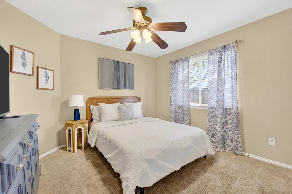 1369 Royal Oaks Dr, Frisco, TX 75036