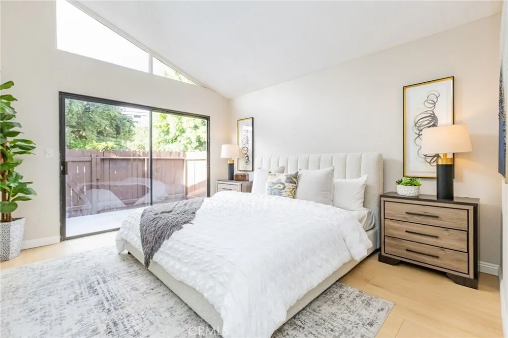 768 W Foothill Blvd, Monrovia, CA 91016