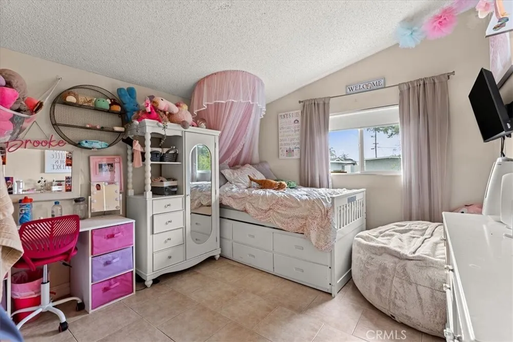 2012 W Dogwood Ave, Anaheim, CA 92801