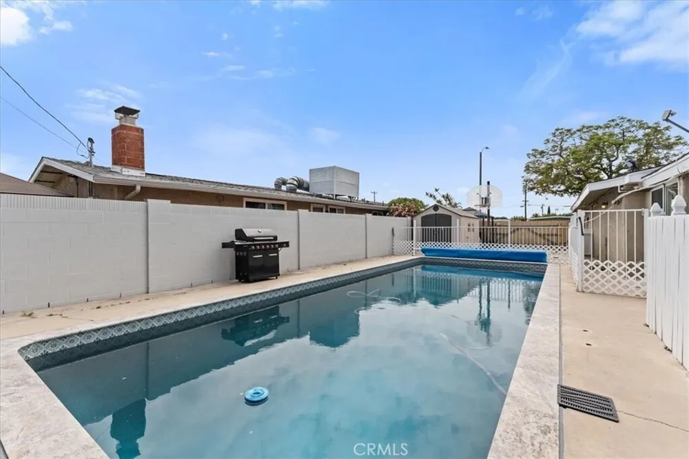 2012 W Dogwood Ave, Anaheim, CA 92801
