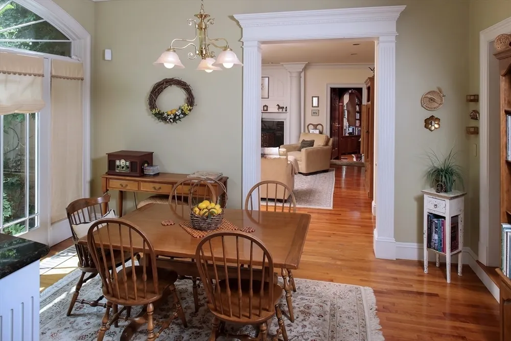 130 Popes Ln, Hingham, MA 02043