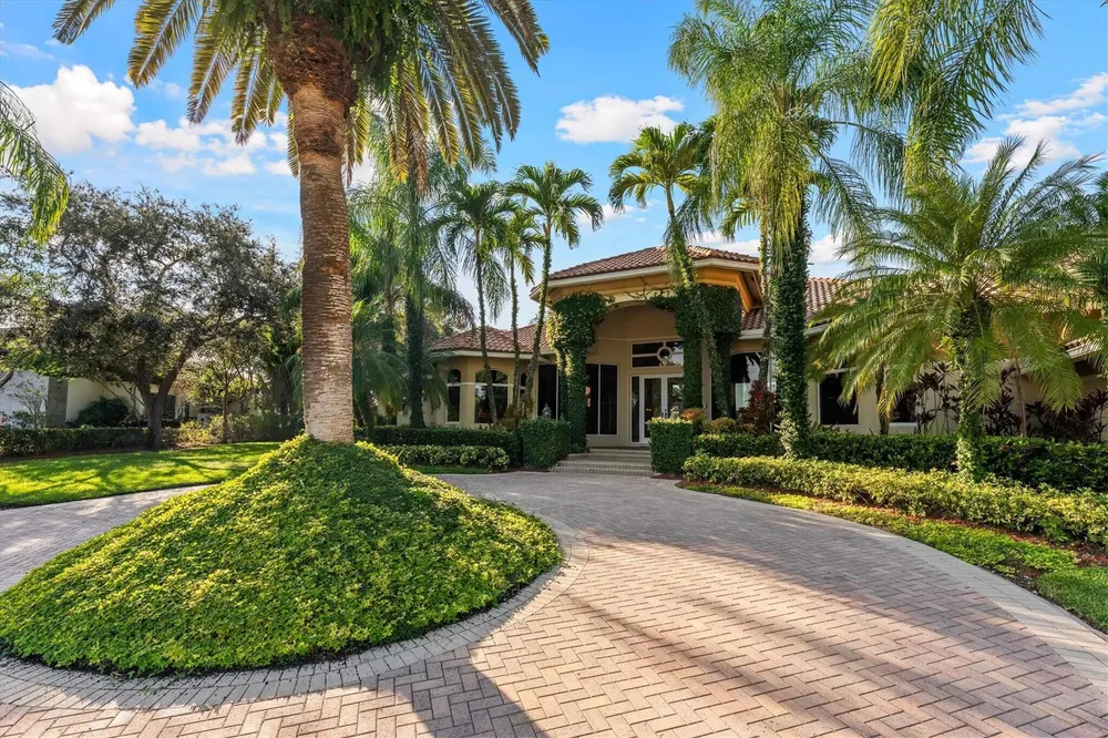 3060 Paddock Rd, Weston, FL 33331