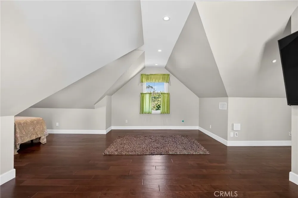 17066 Palmdale Ln, Huntington Beach, CA 92647