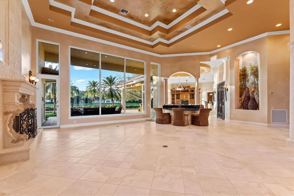 3060 Paddock Rd, Weston, FL 33331