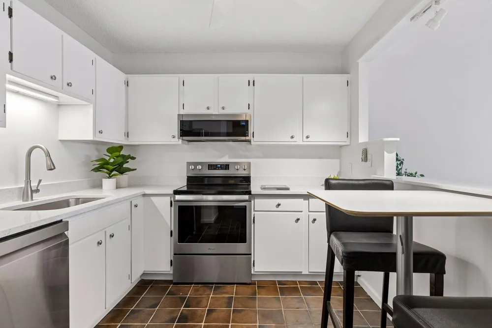 Nicollet Ave, Minneapolis, MN 55403
