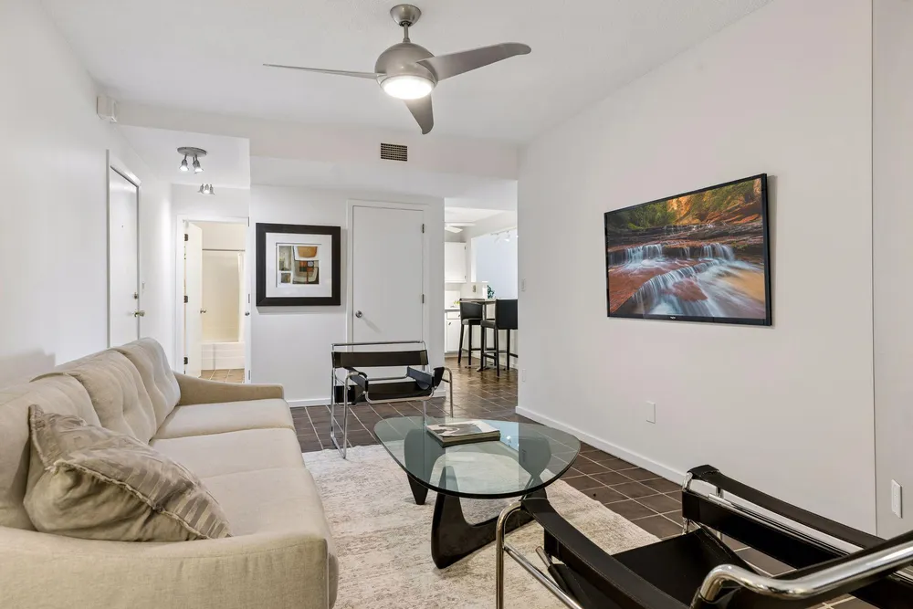 Nicollet Ave, Minneapolis, MN 55403
