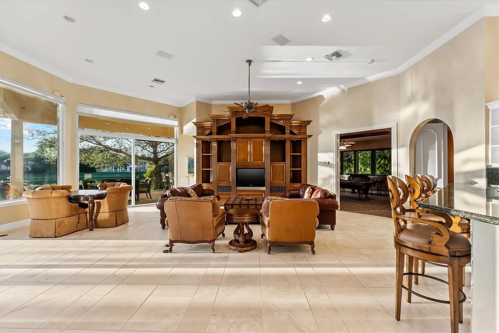 3060 Paddock Rd, Weston, FL 33331
