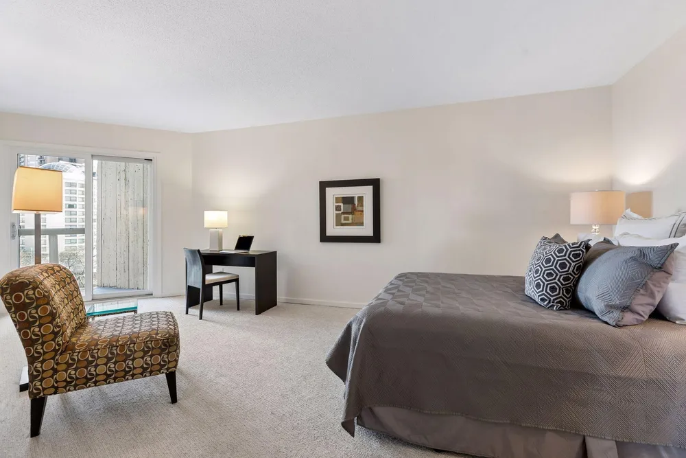 Nicollet Ave, Minneapolis, MN 55403