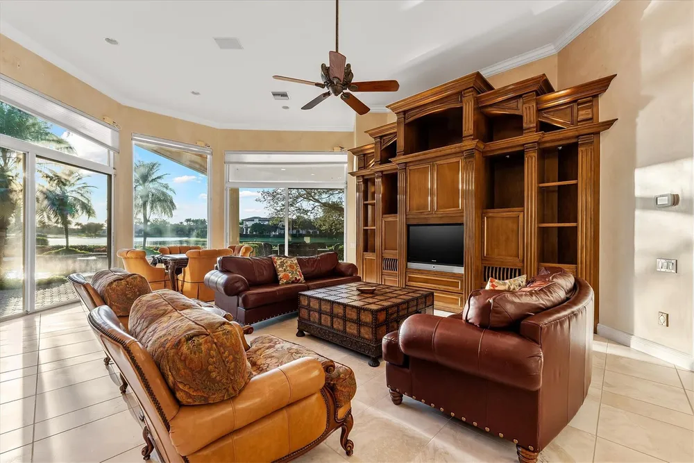 3060 Paddock Rd, Weston, FL 33331