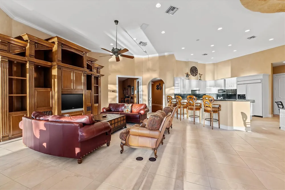 3060 Paddock Rd, Weston, FL 33331