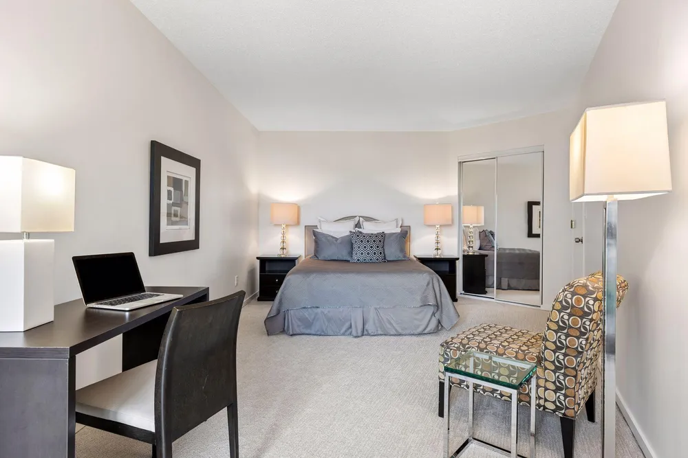 Nicollet Ave, Minneapolis, MN 55403