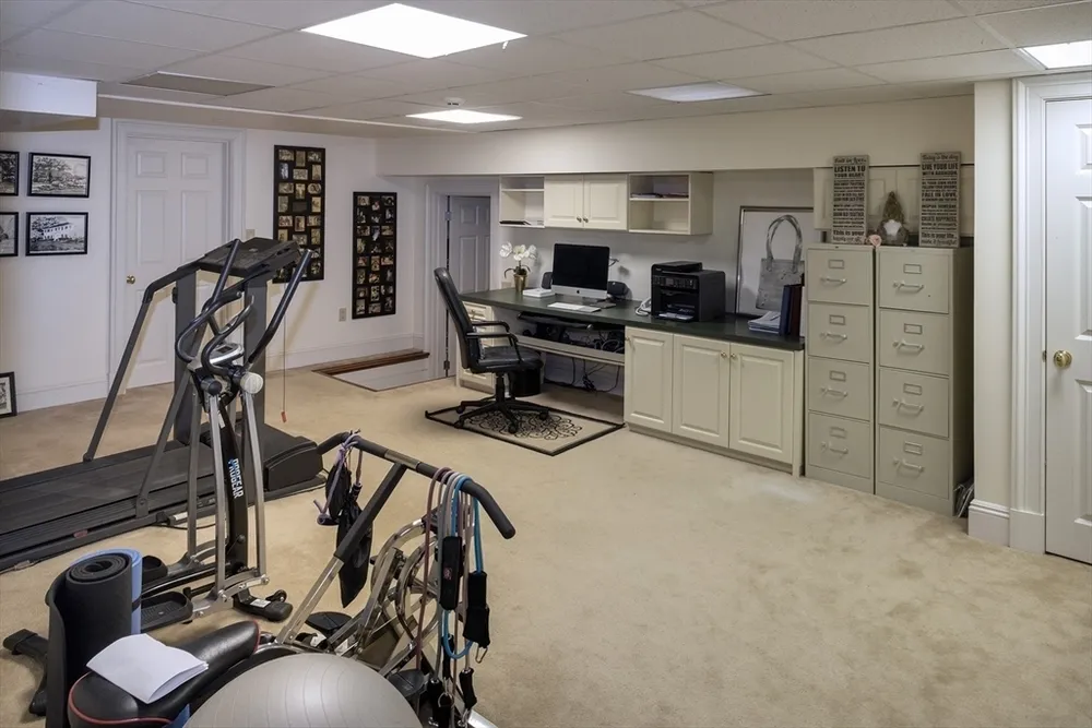 130 Popes Ln, Hingham, MA 02043
