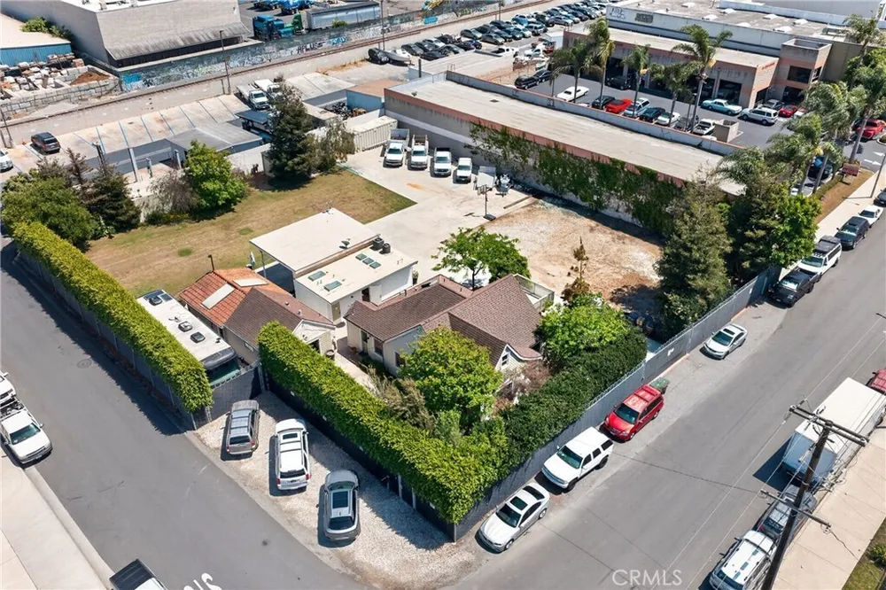 17066 Palmdale Ln, Huntington Beach, CA 92647