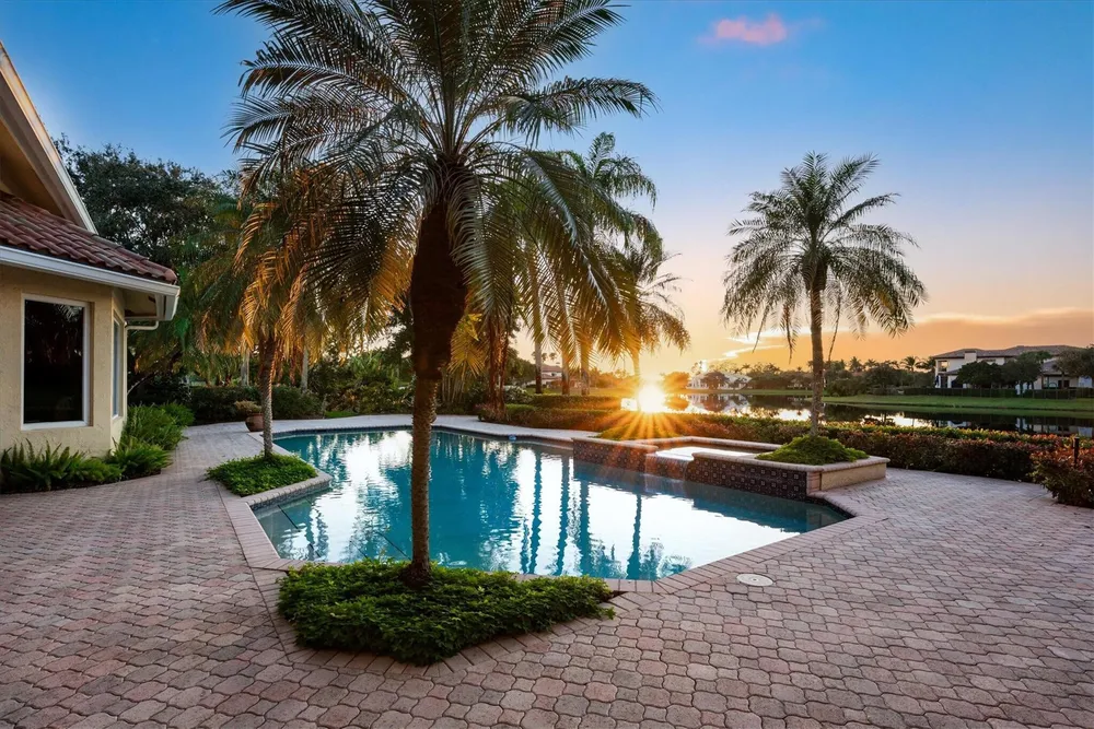 3060 Paddock Rd, Weston, FL 33331