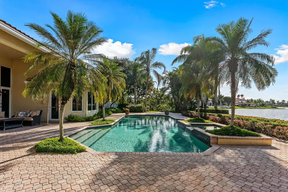 3060 Paddock Rd, Weston, FL 33331