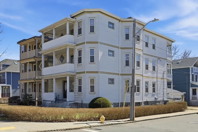 320 Fellsway W, Medford, MA 02155