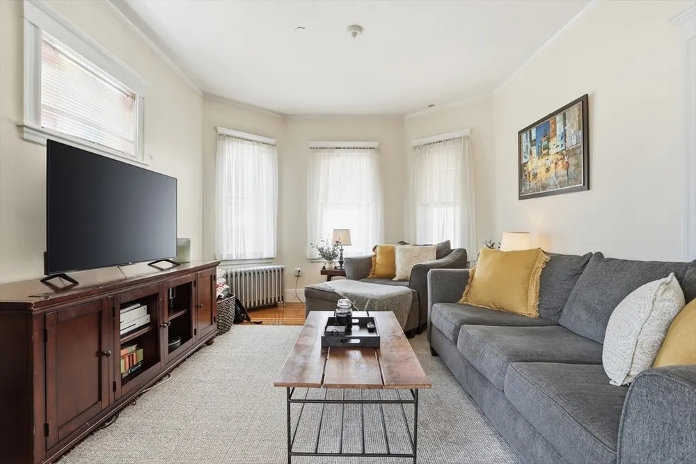 320 Fellsway W, Medford, MA 02155