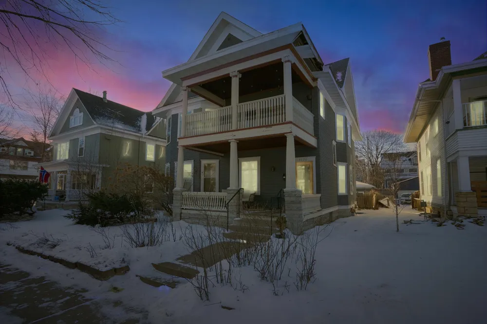 2120 Emerson Ave S, Minneapolis, MN 55405