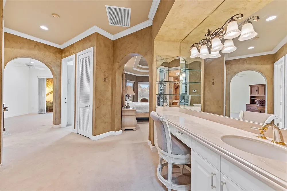 3060 Paddock Rd, Weston, FL 33331