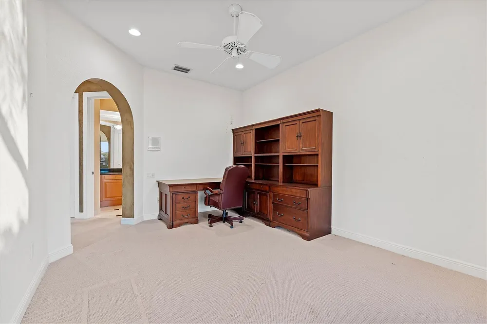 3060 Paddock Rd, Weston, FL 33331