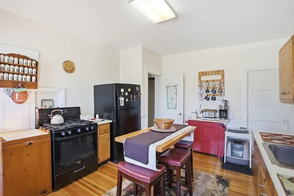 320 Fellsway W, Medford, MA 02155