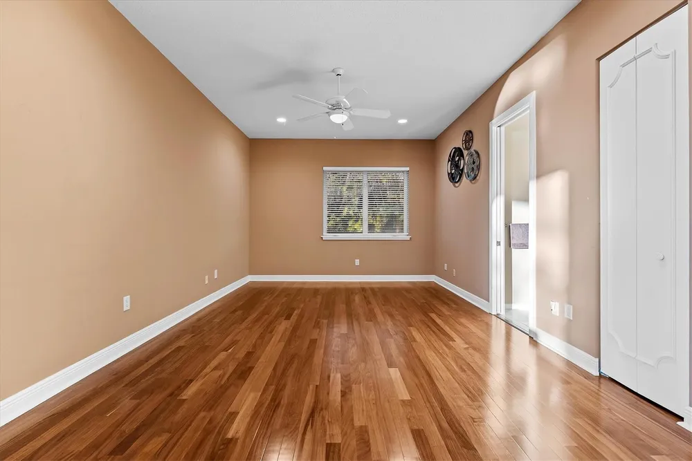 3060 Paddock Rd, Weston, FL 33331