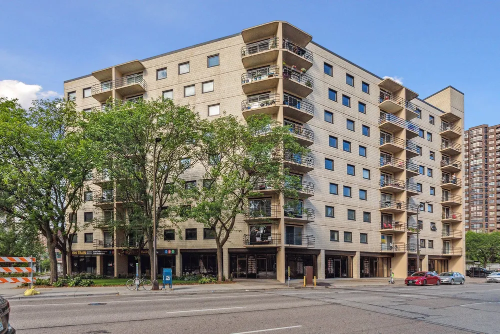 Nicollet Ave, Minneapolis, MN 55403