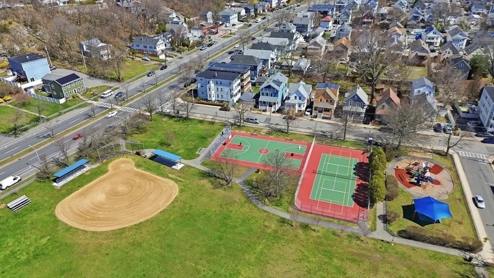 320 Fellsway W, Medford, MA 02155