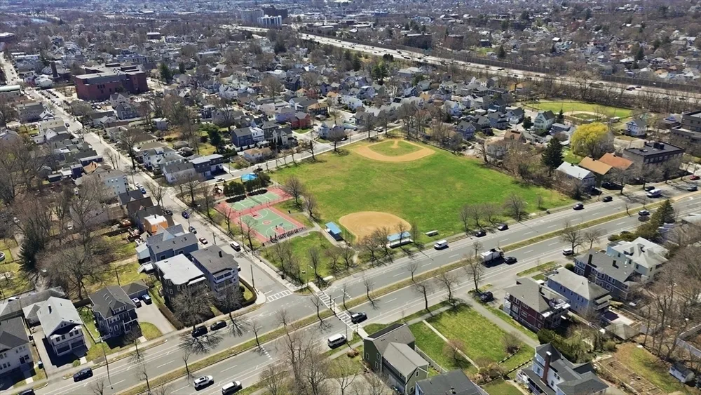 320 Fellsway W, Medford, MA 02155