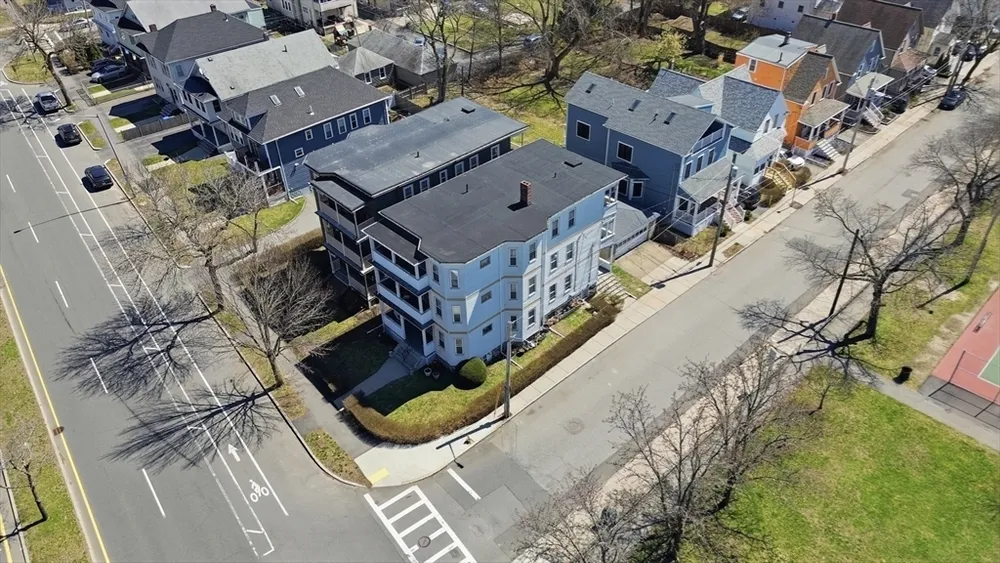 320 Fellsway W, Medford, MA 02155