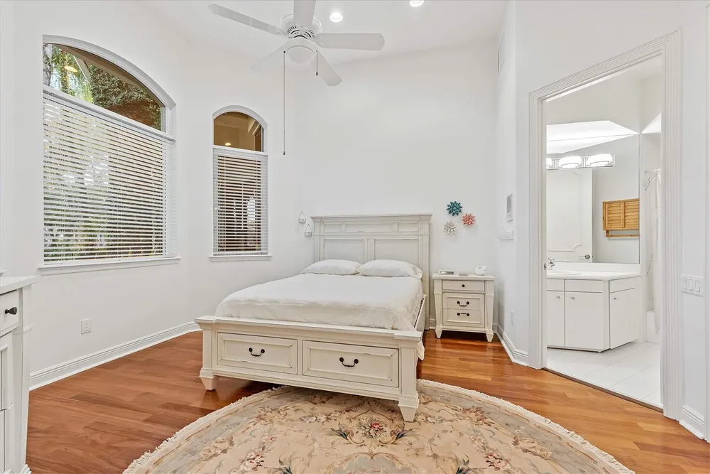 3060 Paddock Rd, Weston, FL 33331